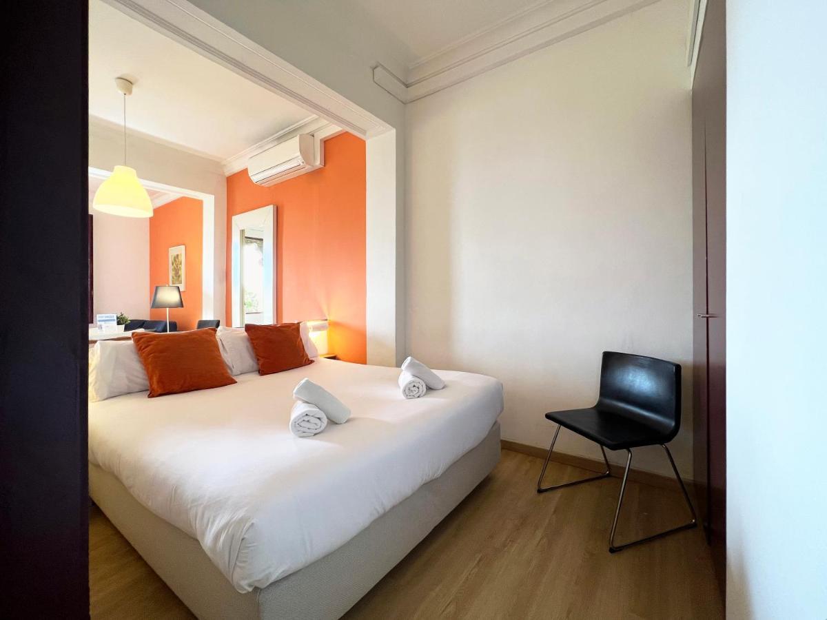 Stay U-Nique Apartments Colom Barcelona Luaran gambar