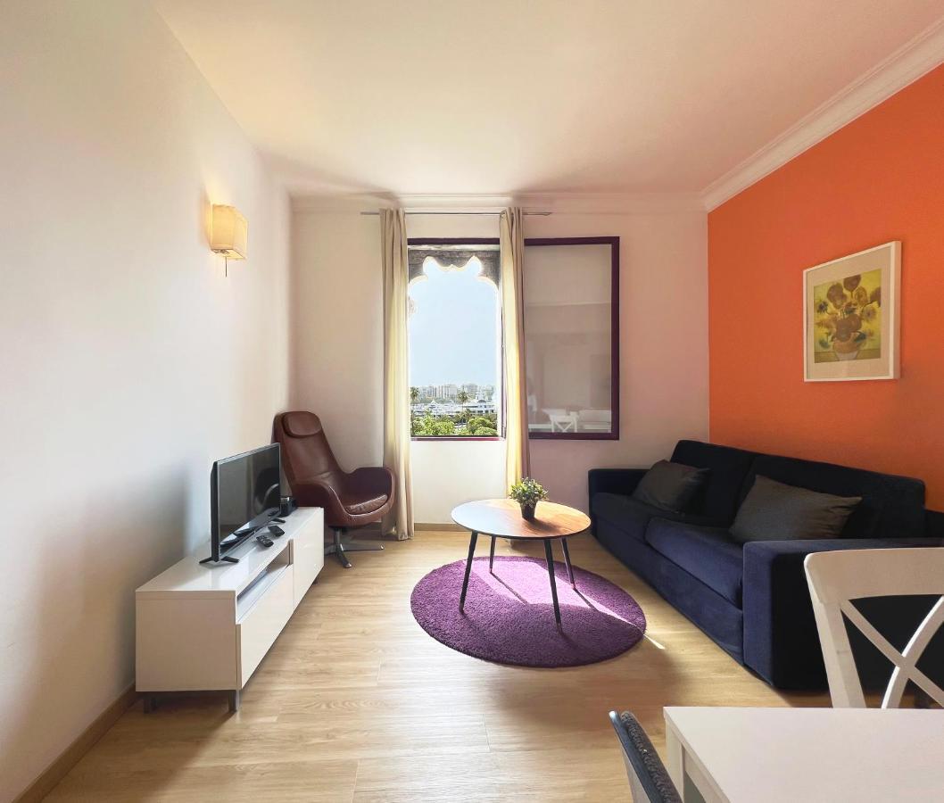 Stay U-Nique Apartments Colom Barcelona Luaran gambar